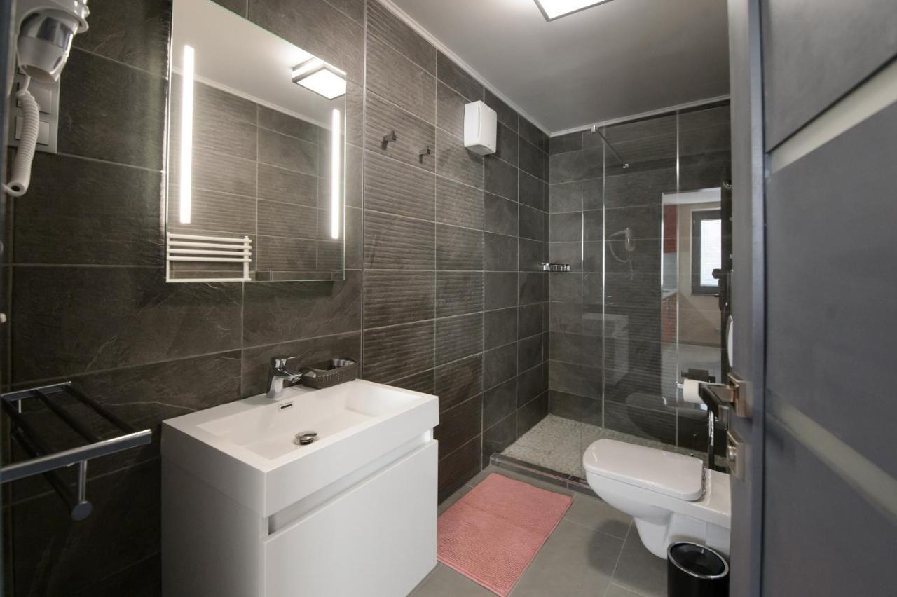 HR Apartmanház Eger Esterno foto