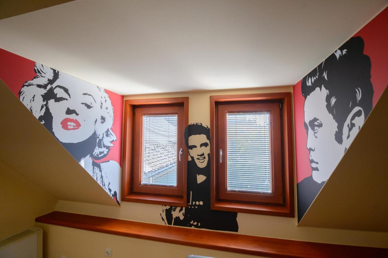 HR Apartmanház Eger Esterno foto