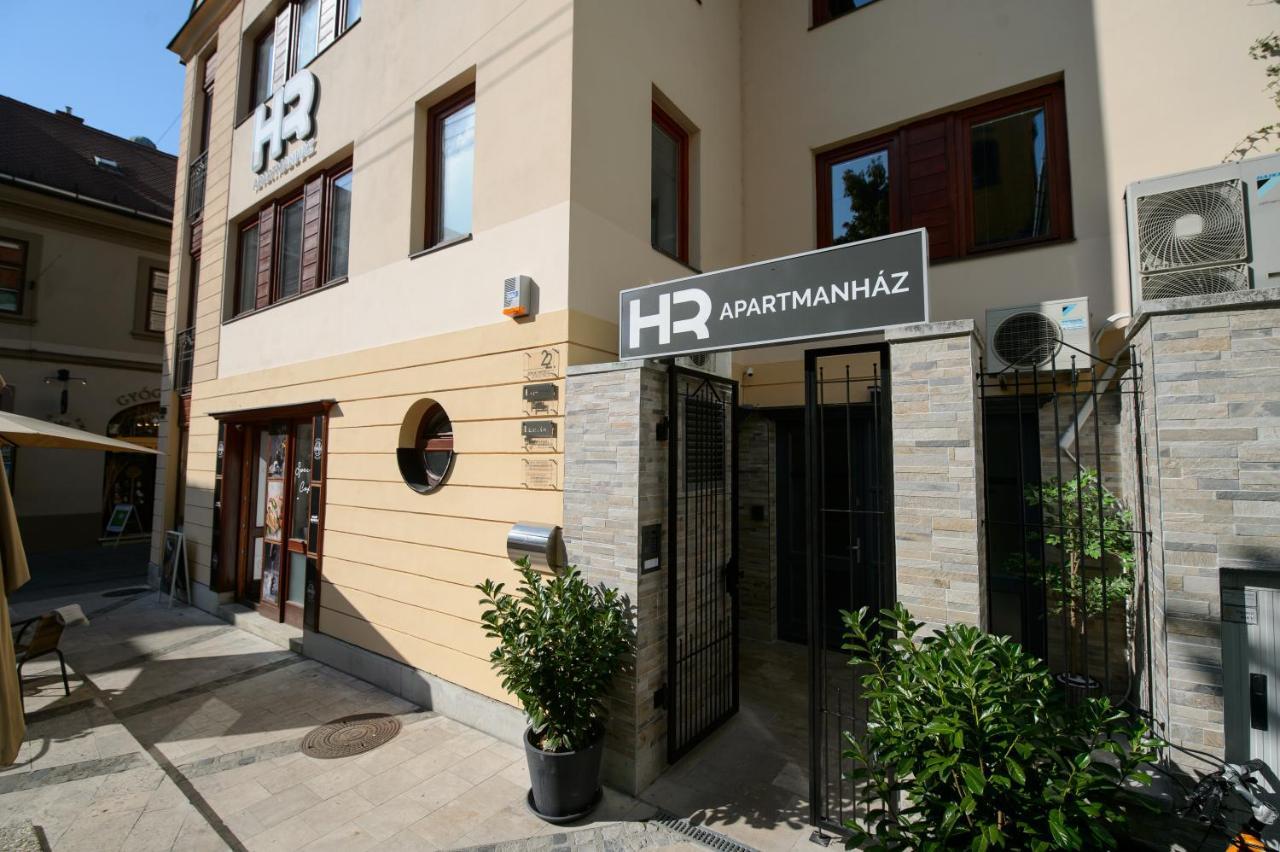 HR Apartmanház Eger Esterno foto