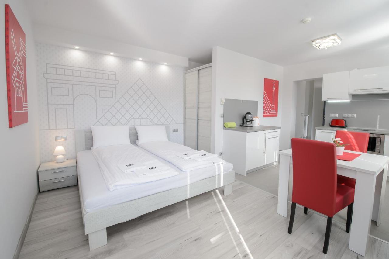 HR Apartmanház Eger Esterno foto
